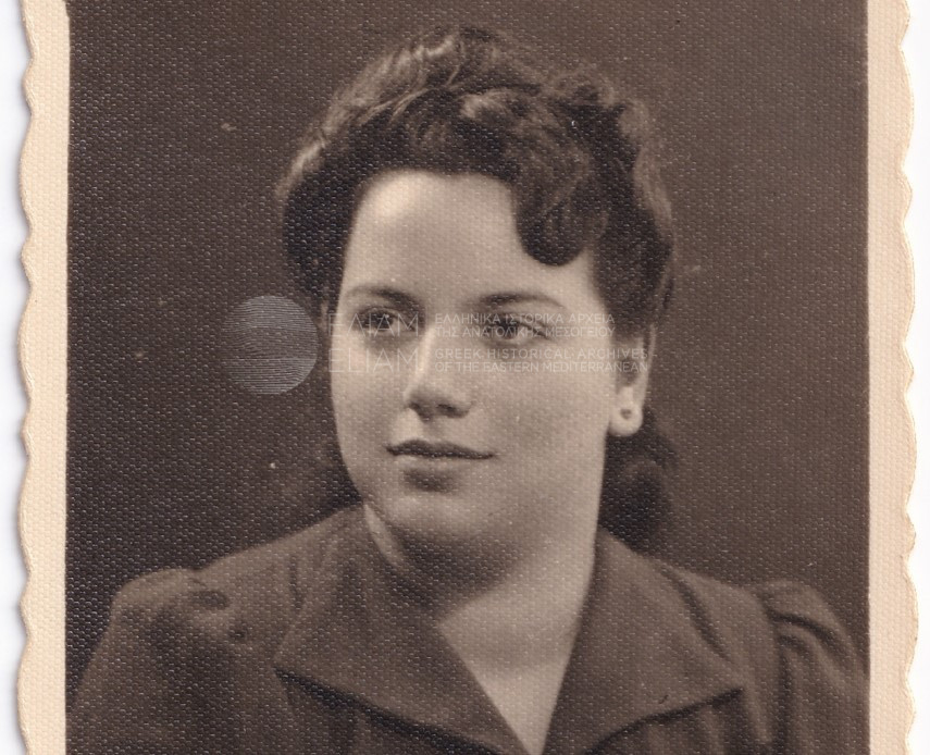 Picture of a young woman