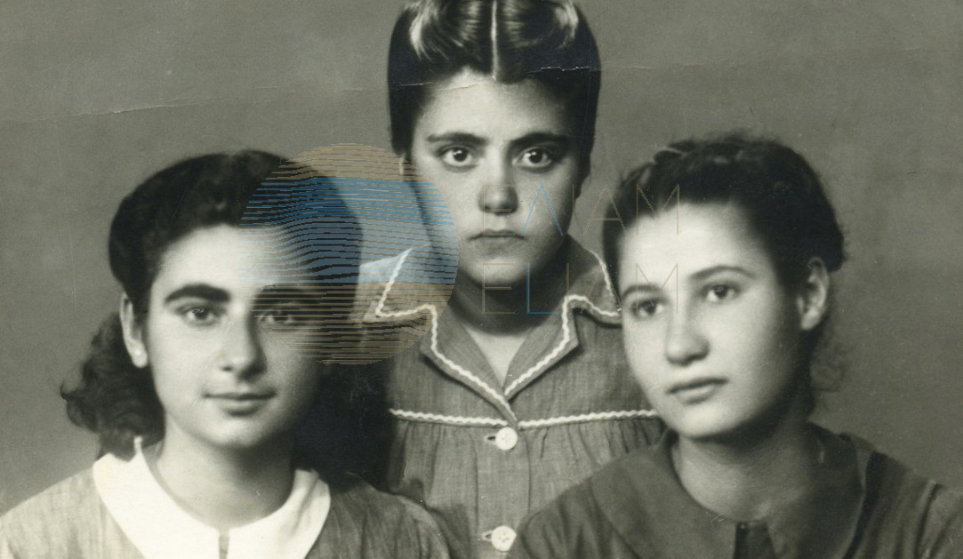 Group picture of young girls